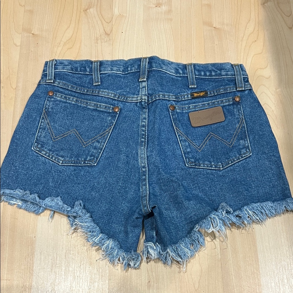 Wrangler Reworked Shorts - Picture 2 of 5